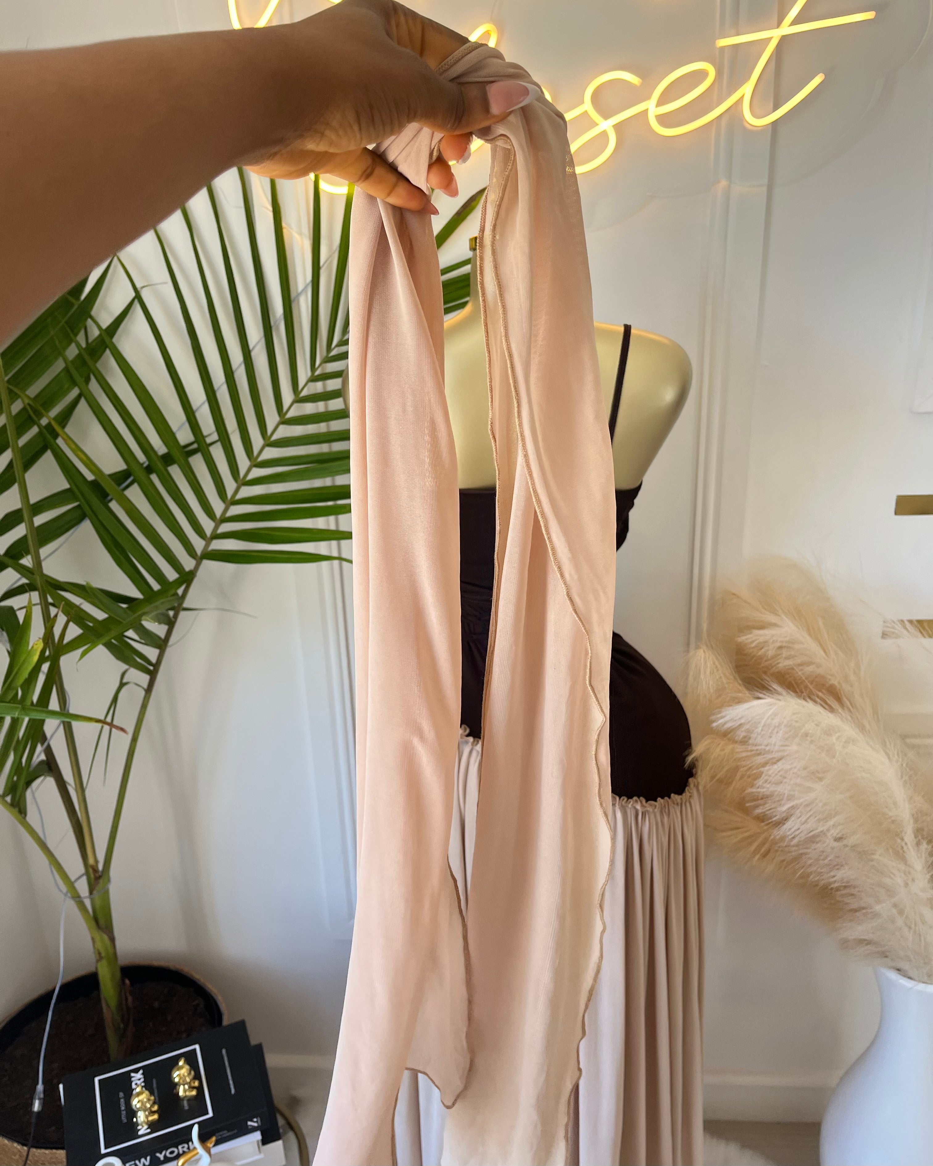 Elowen Pleated Contrast Maxi Dress