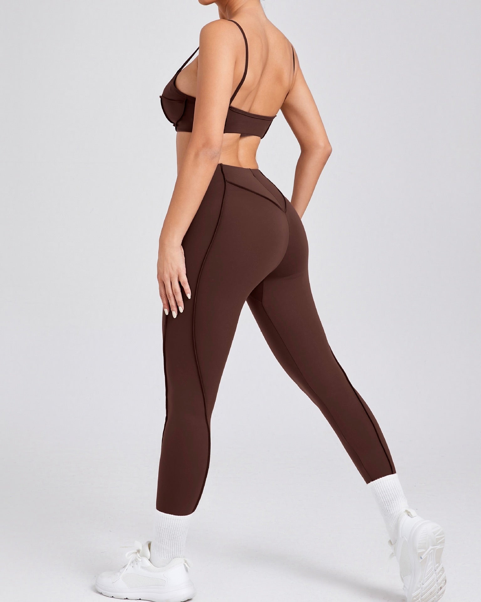 Verona Contour Active Set