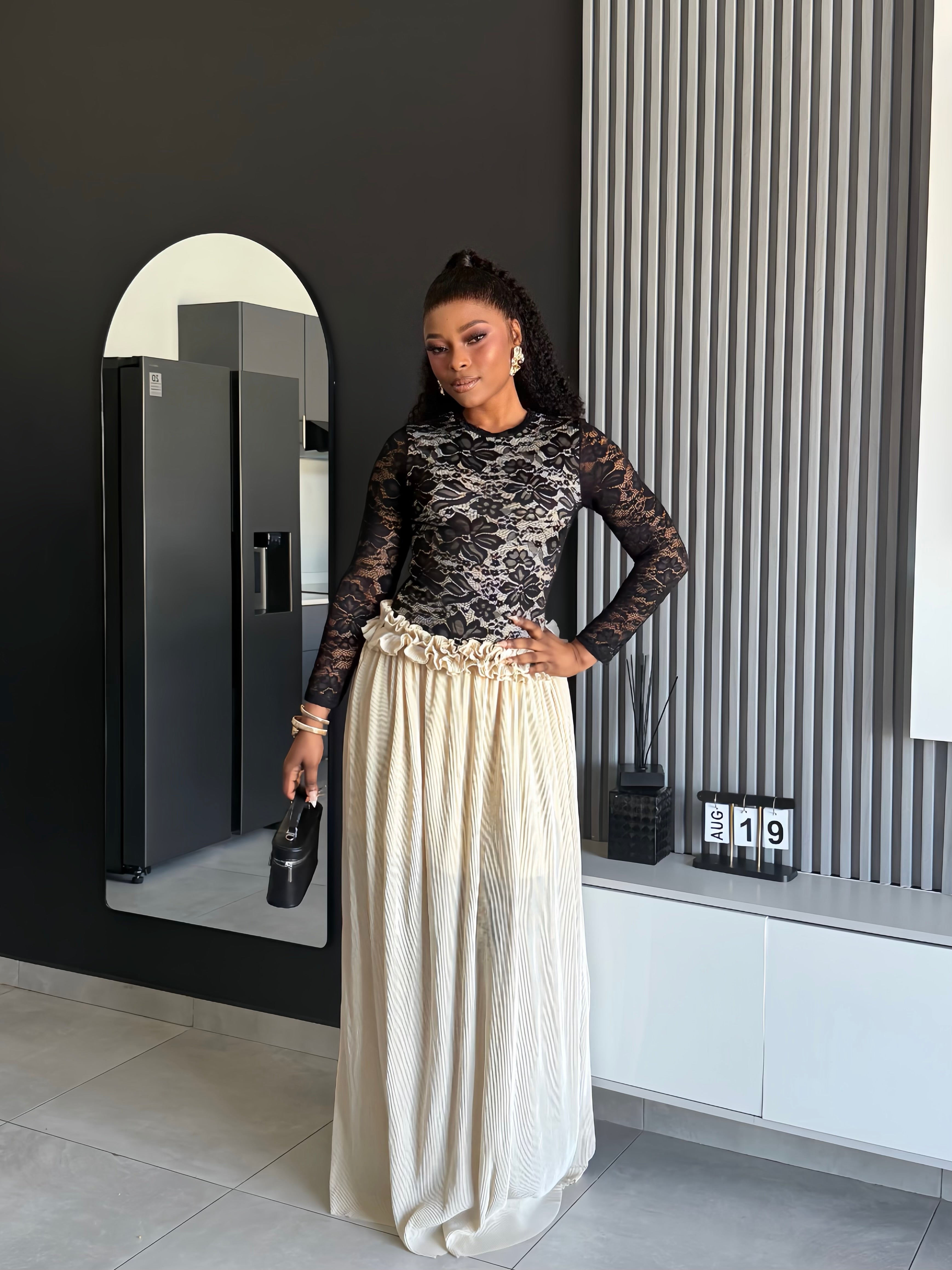 Noir Étoile Lace Pleated Maxi Dress