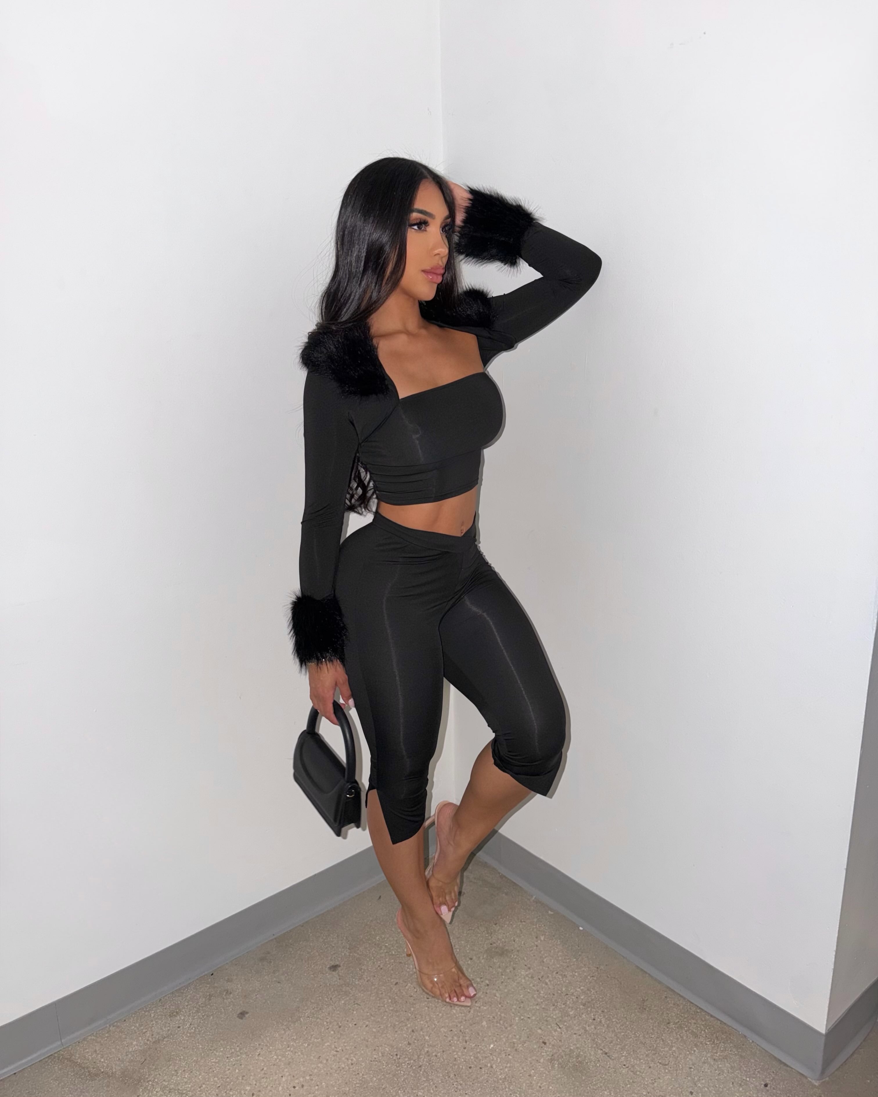 Foxy Fluffy Trim Tube Capri Set Black