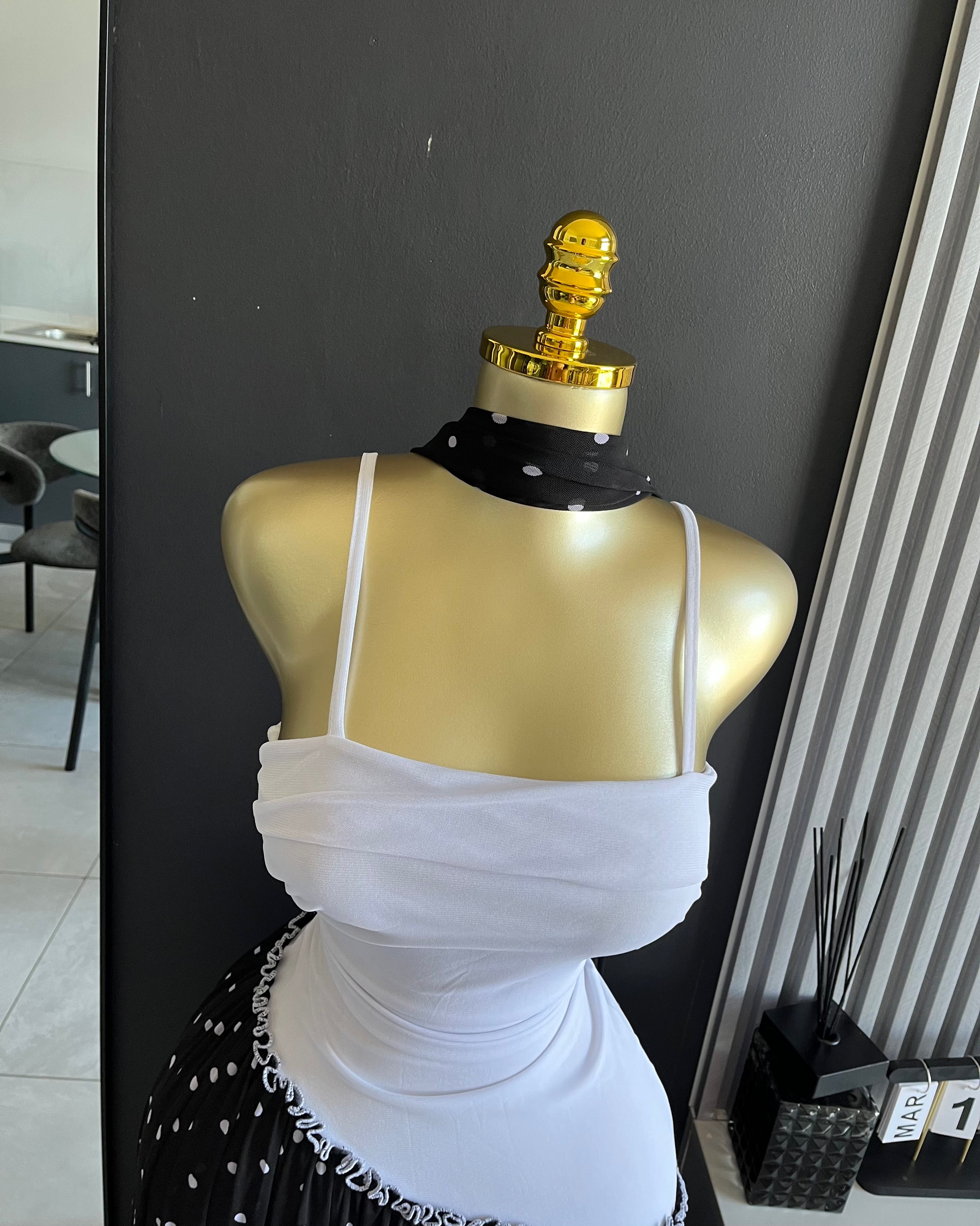 Elowen Pleated Contrast Maxi Dress