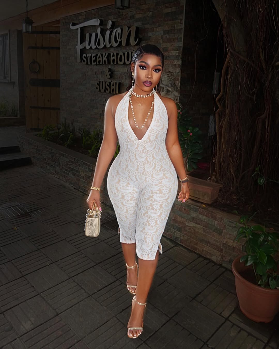 Eluzi Lace Halter Sculpt Jumpsuit