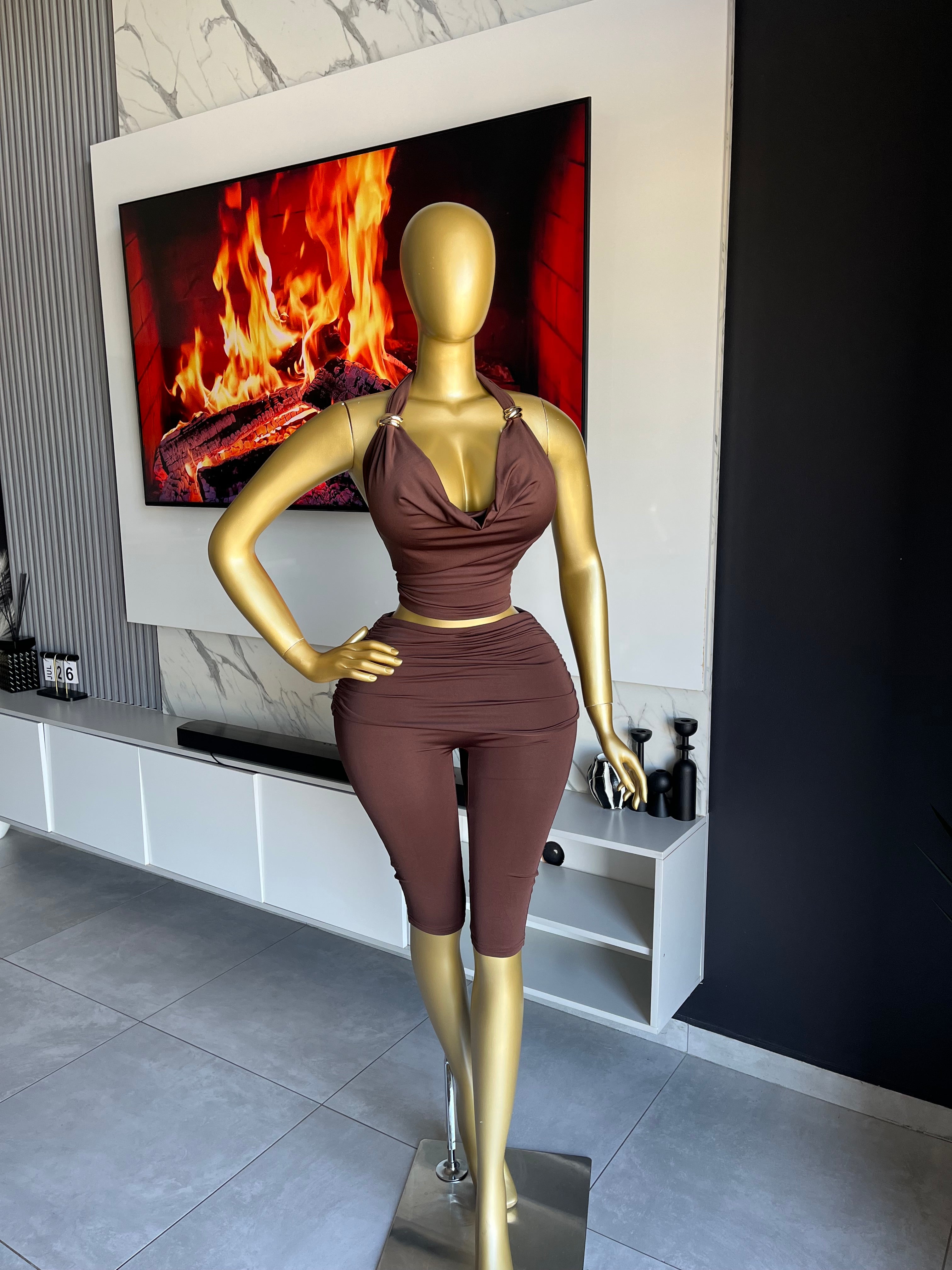 Vitals Plunge Capri Set