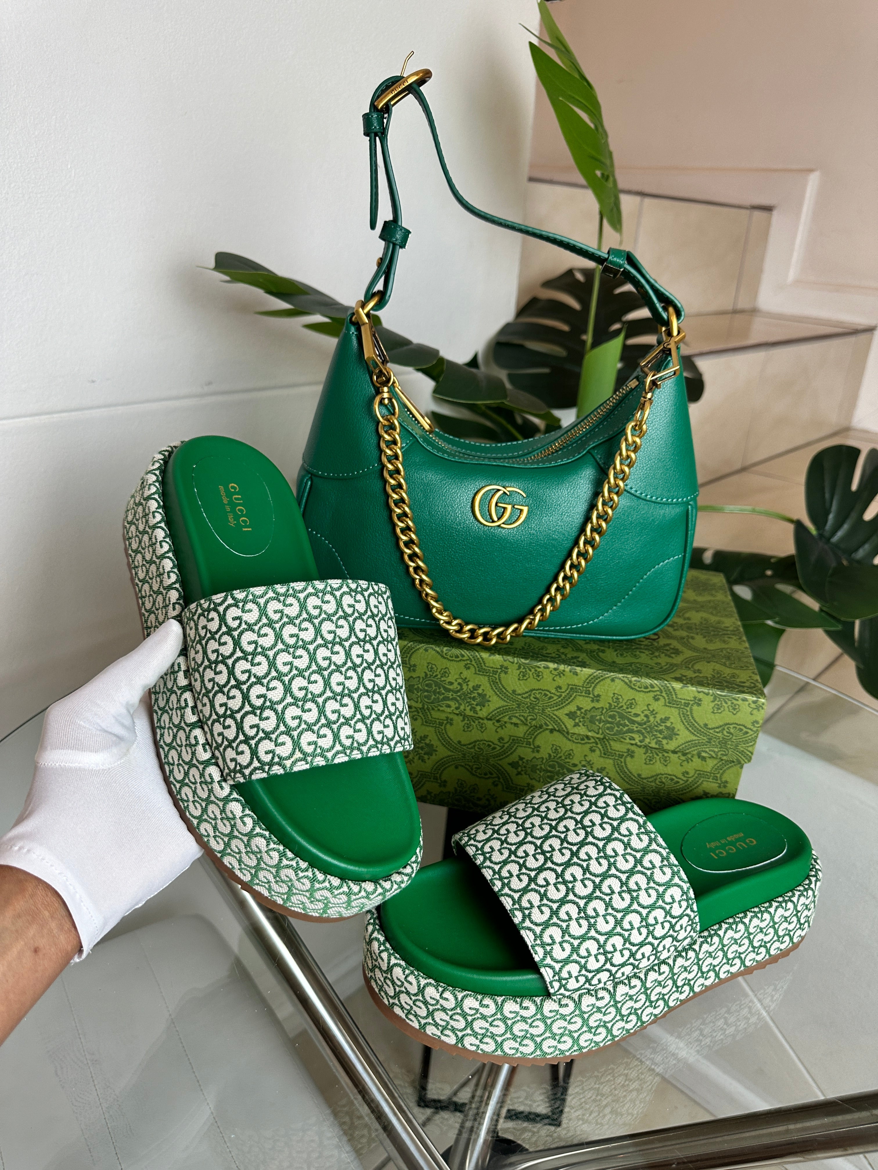 Khalida Bag & Slides