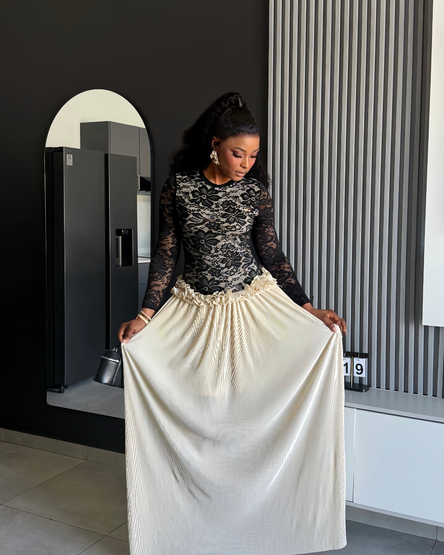 Noir Étoile Lace Pleated Maxi Dress