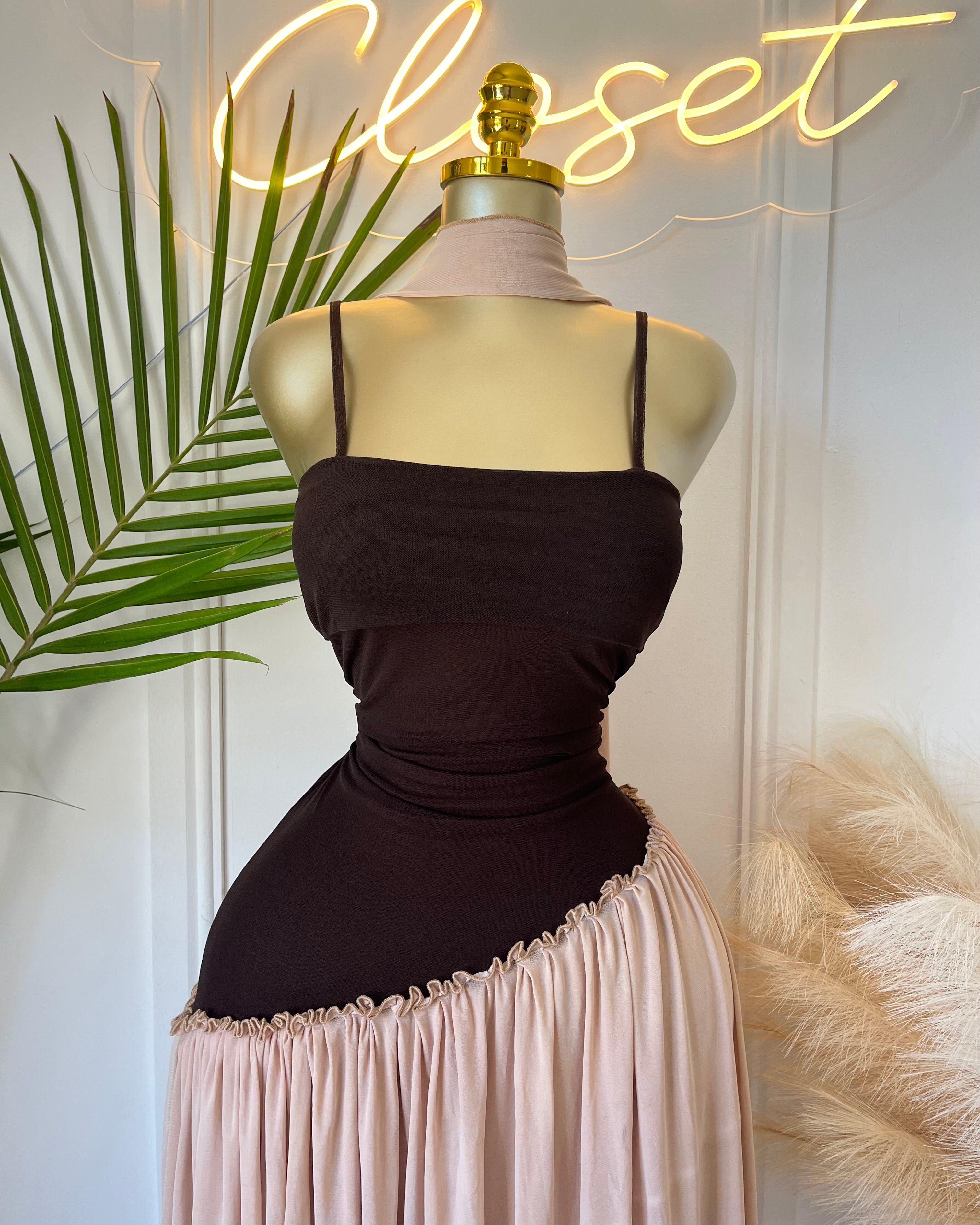 Elowen Pleated Contrast Maxi Dress