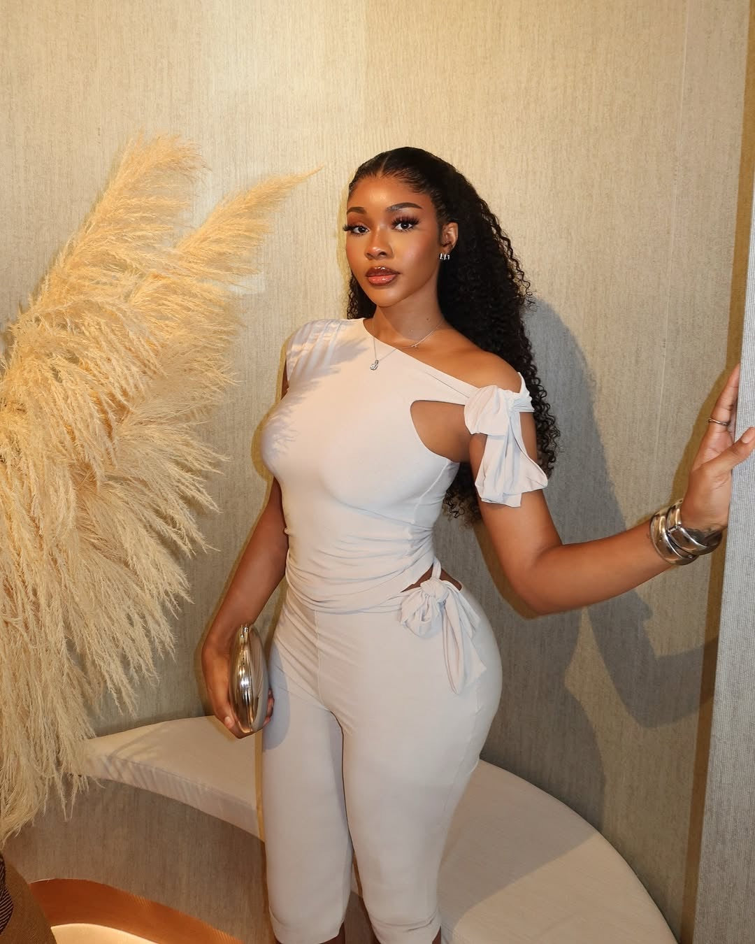 Taski Tie-Shoulder Two-Piece Set Biege