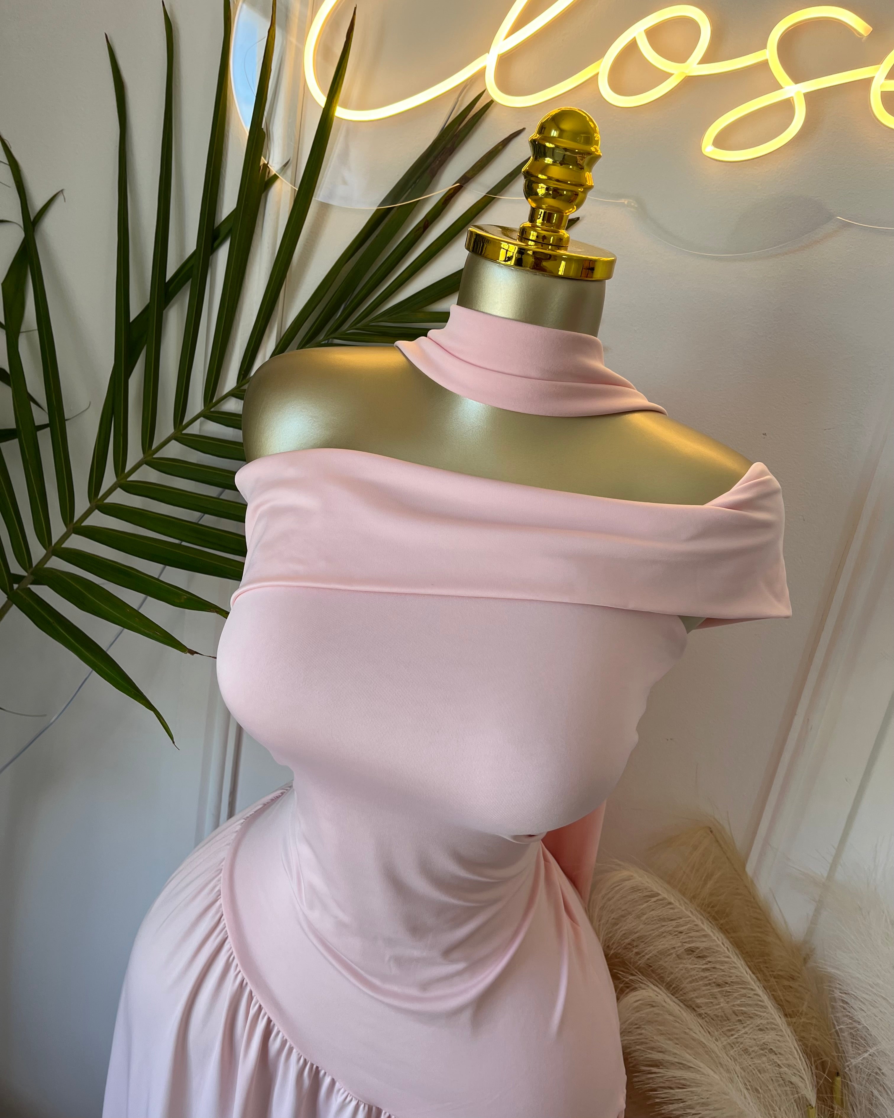 Amara Blush Off-Shoulder Maxi Dress