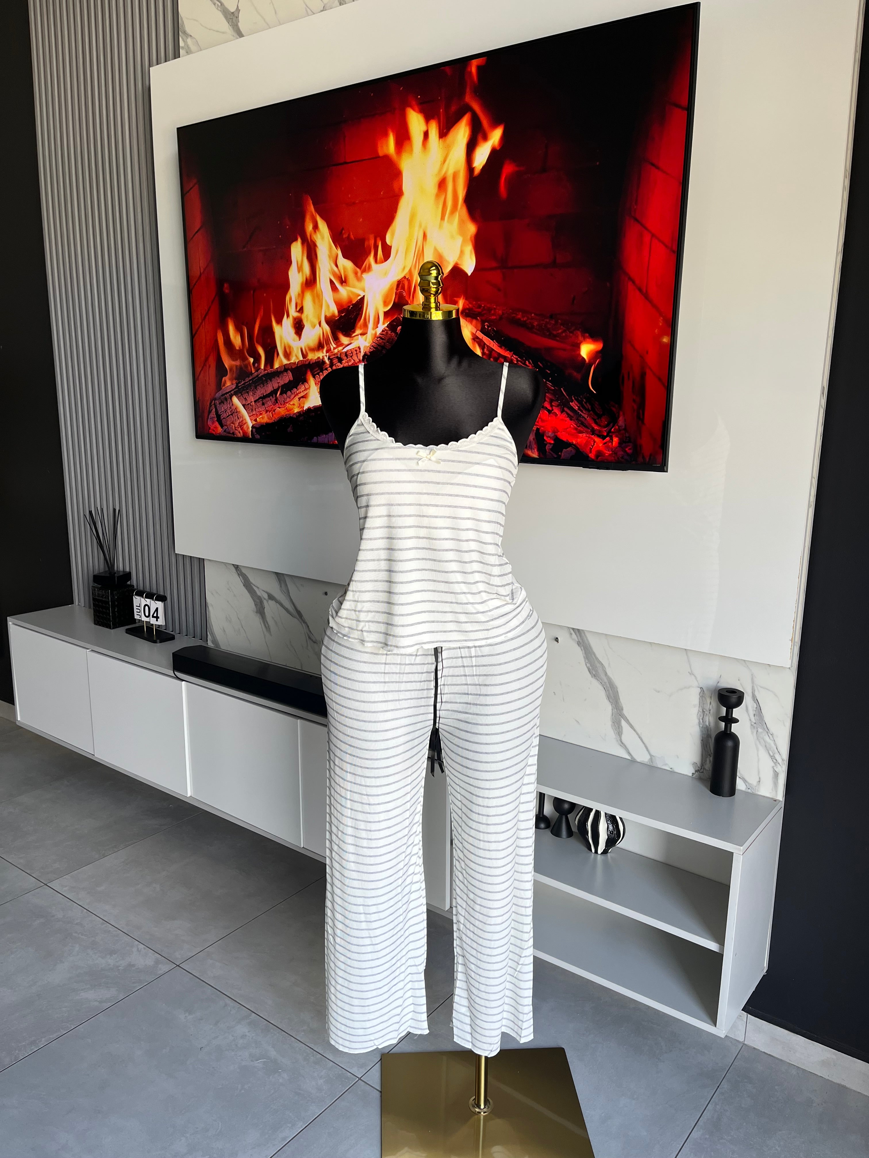 Eileen Striped Lounge Set (4 pieces)