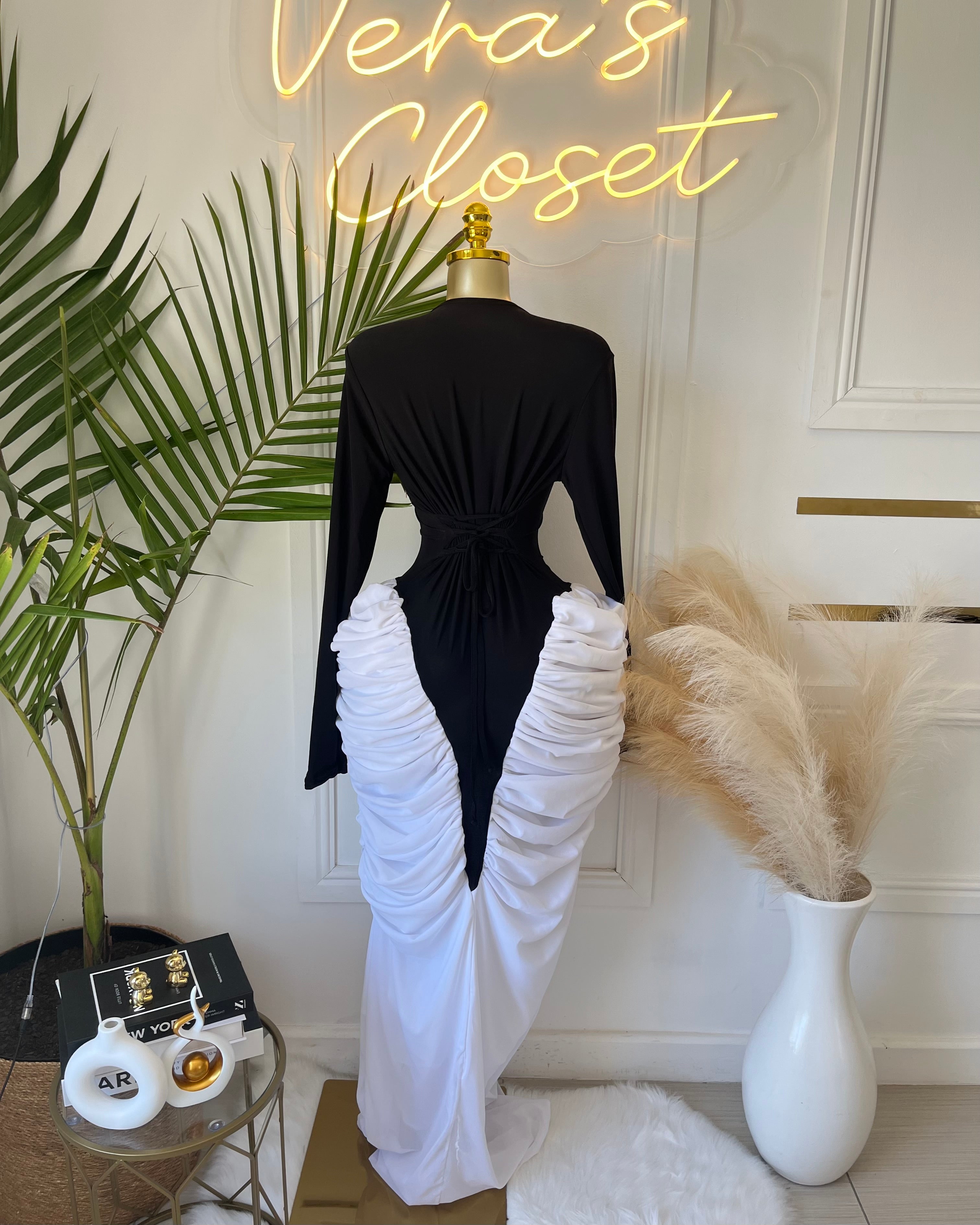 Monroe Contrast Ruched Maxi Dress