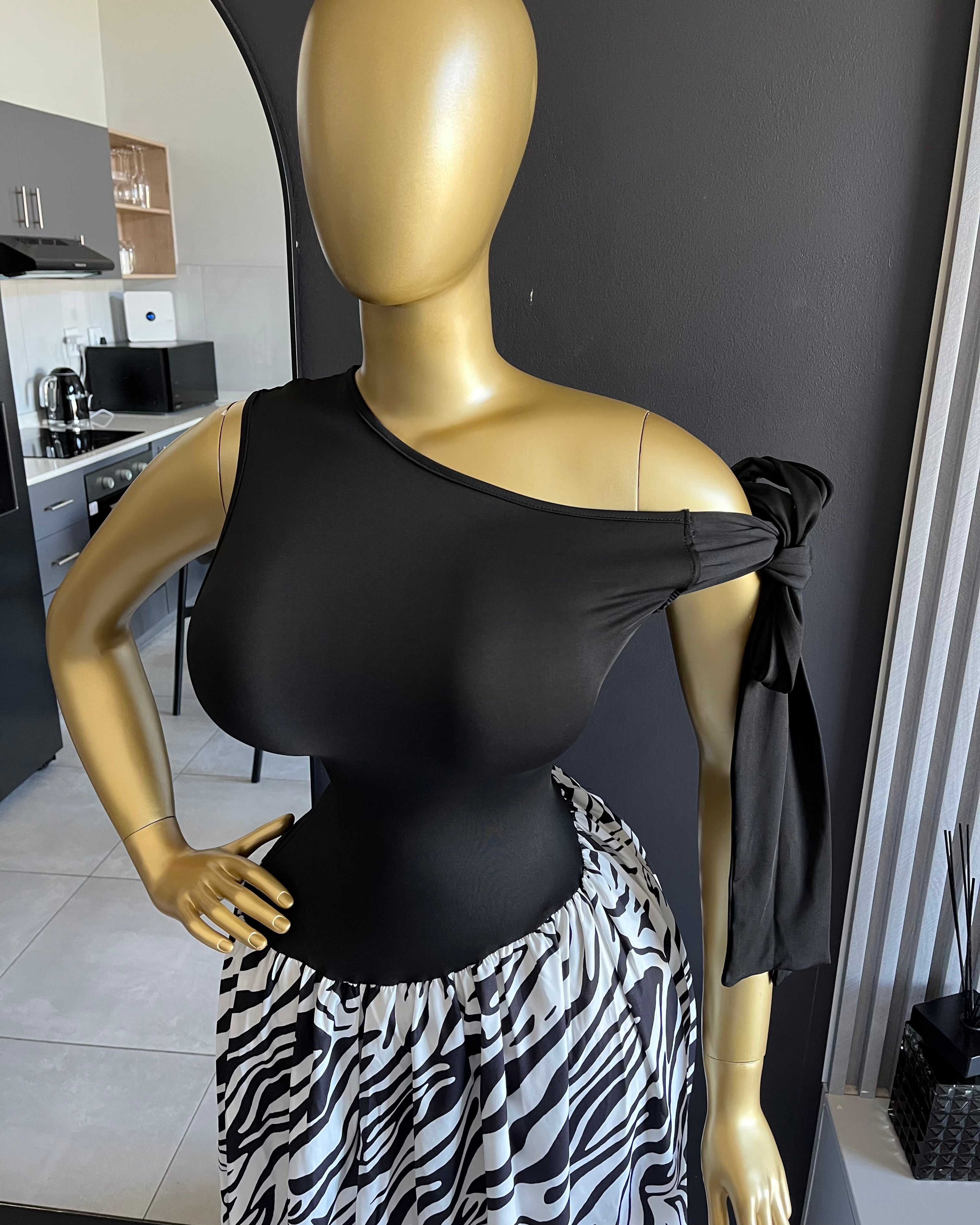 Gigi One Shoulder Floral Maxi Dress Black