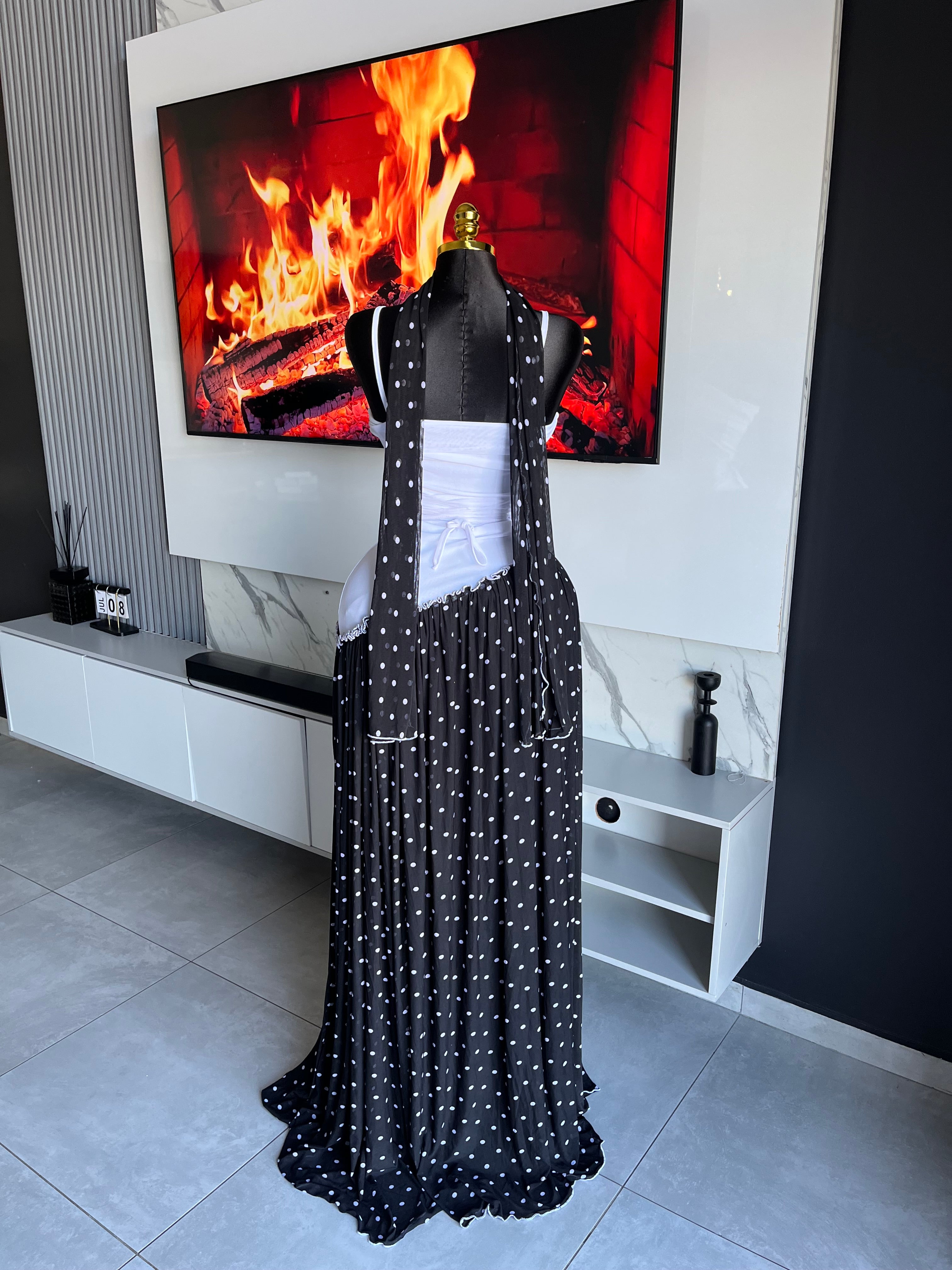 Elowen Pleated Contrast Maxi Dress