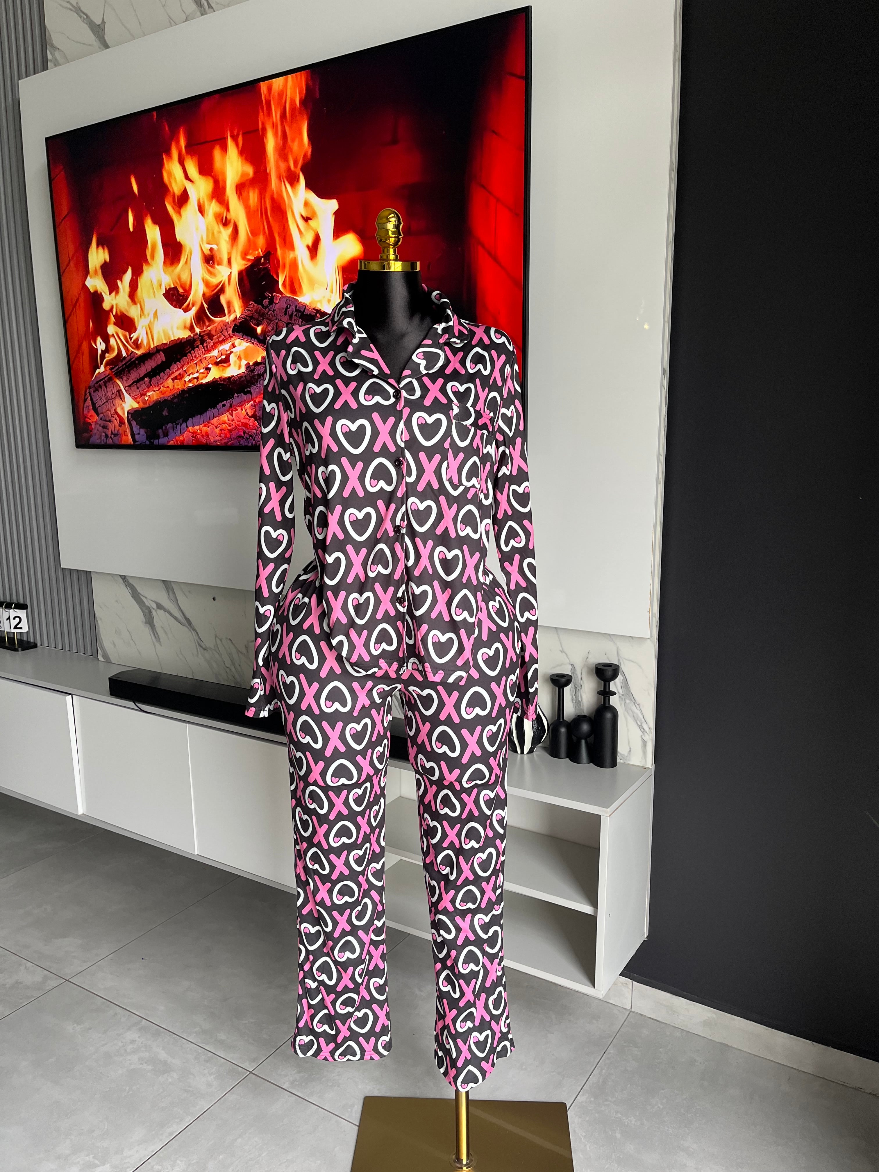 Besitos Pajama Set