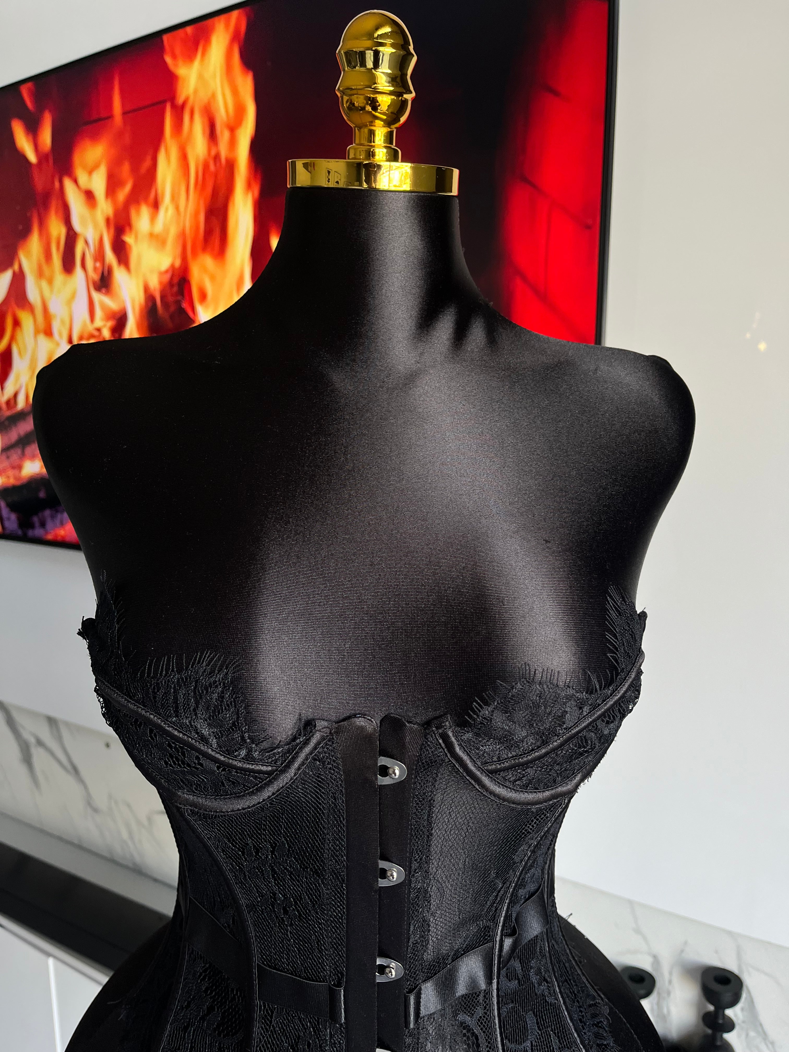 Julia Black Lace Corset Two-piece