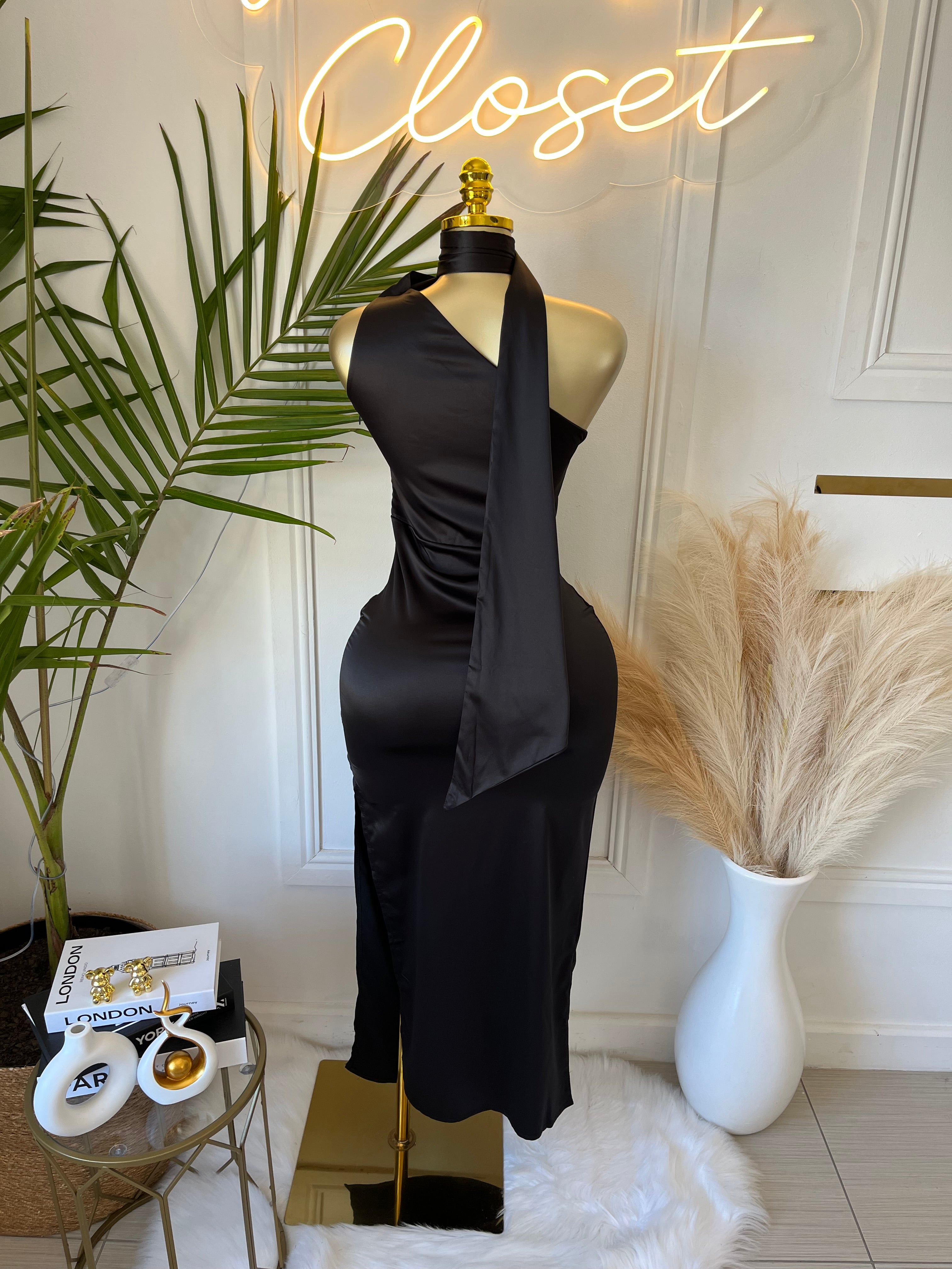 Micah Black One-Shoulder Midi Dress