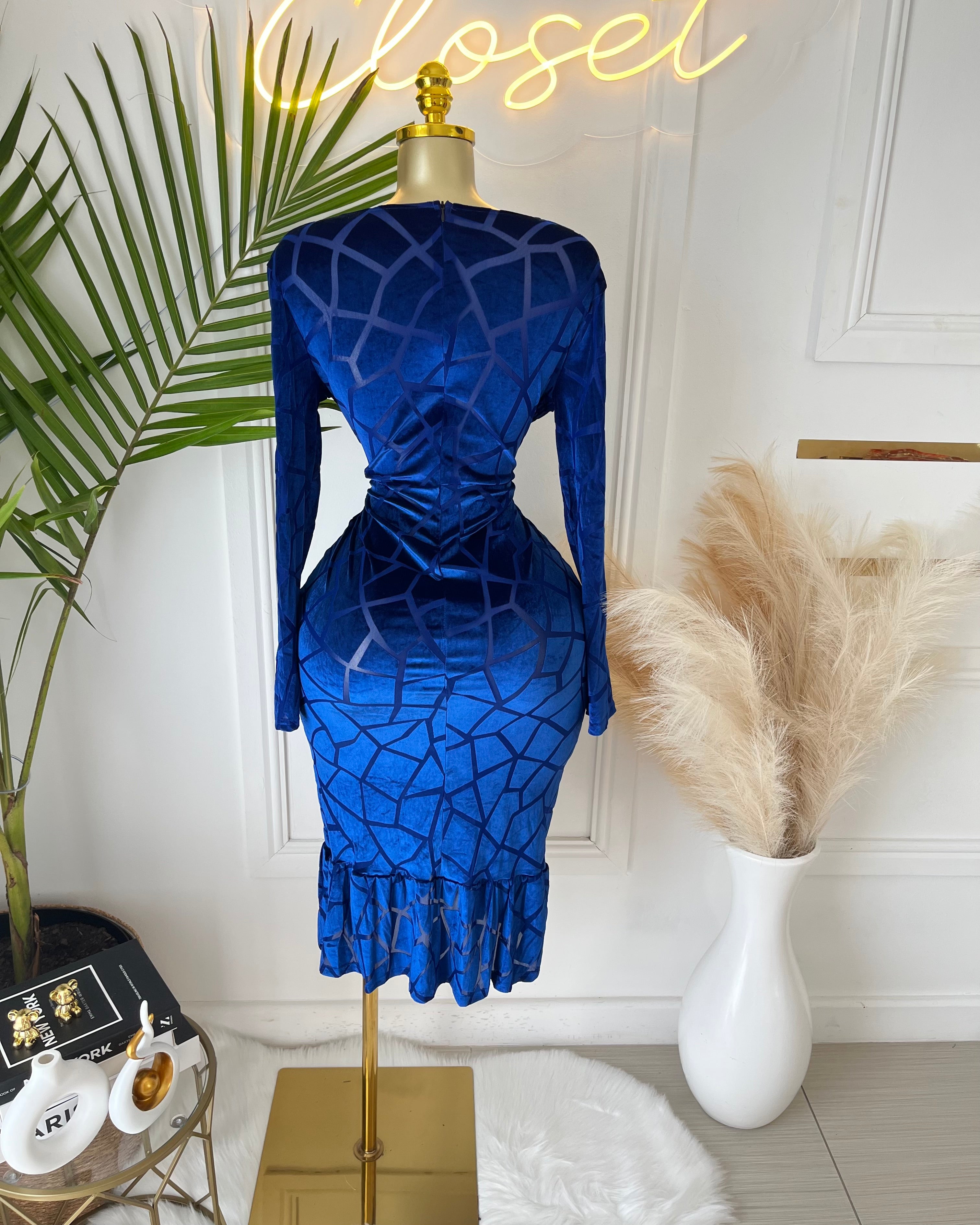 Sandy Velvet Midi Dress