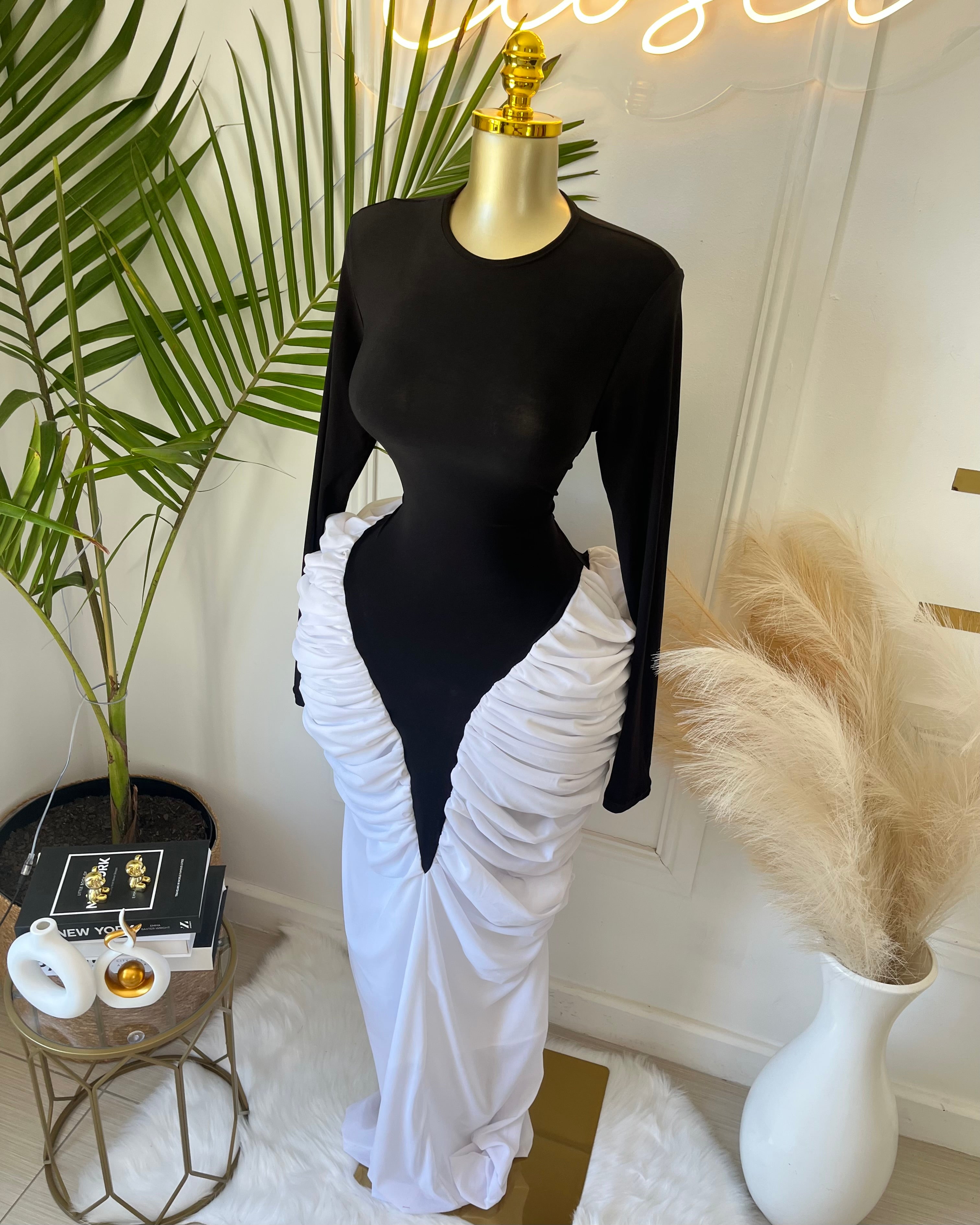 Monroe Contrast Ruched Maxi Dress