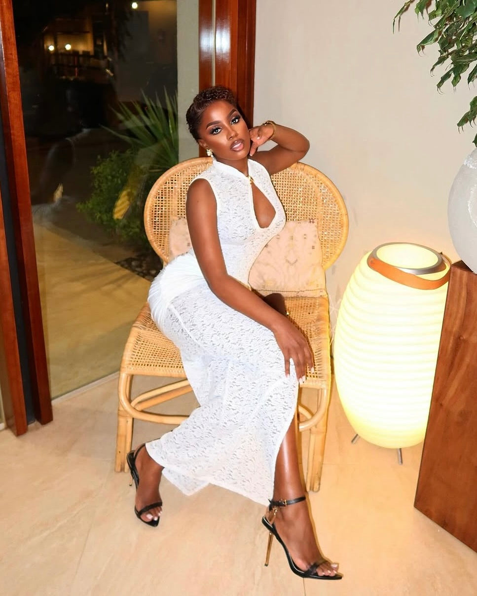 Isabella Lace Siren Gown White