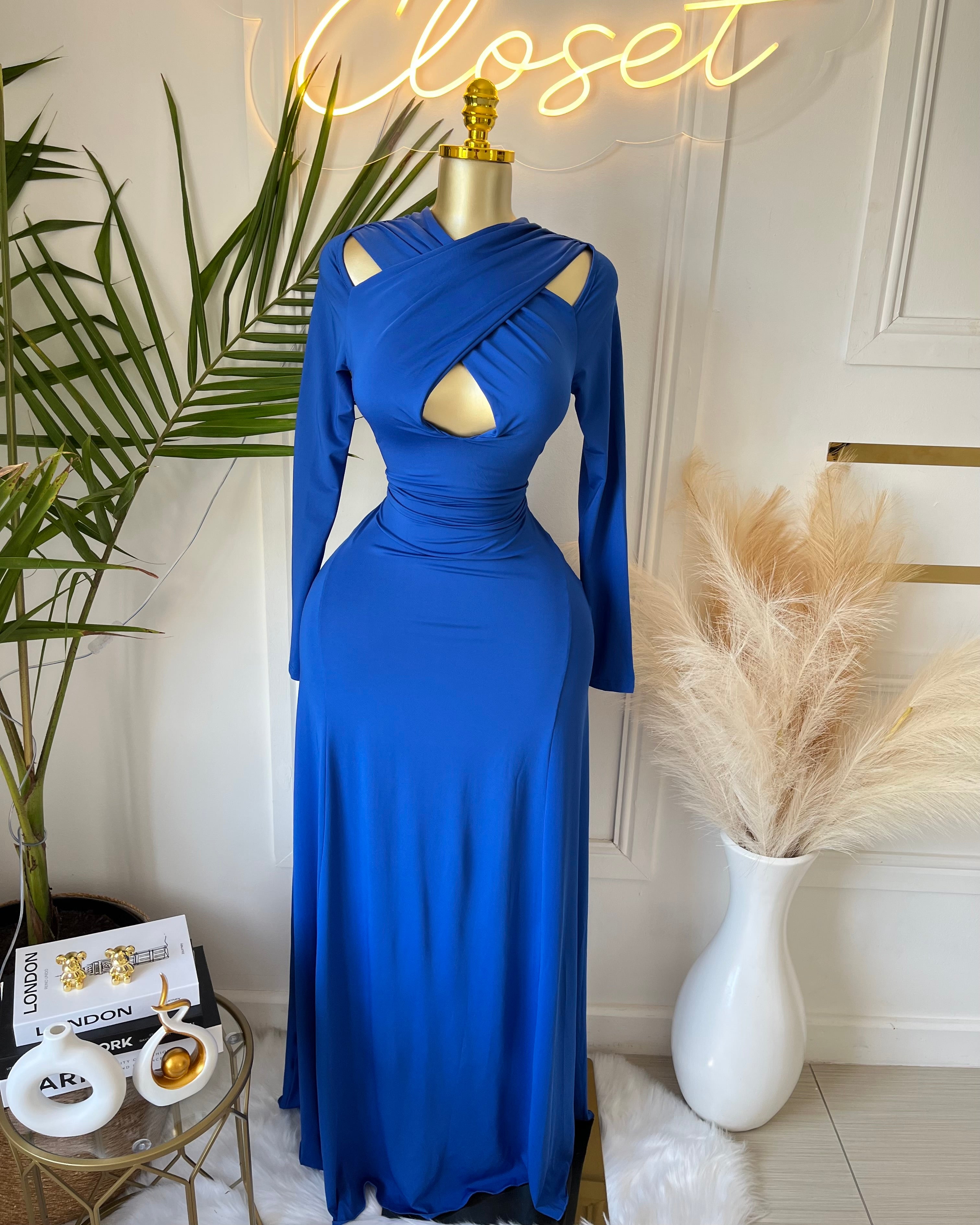 Vionna Cut out Maxi Dress