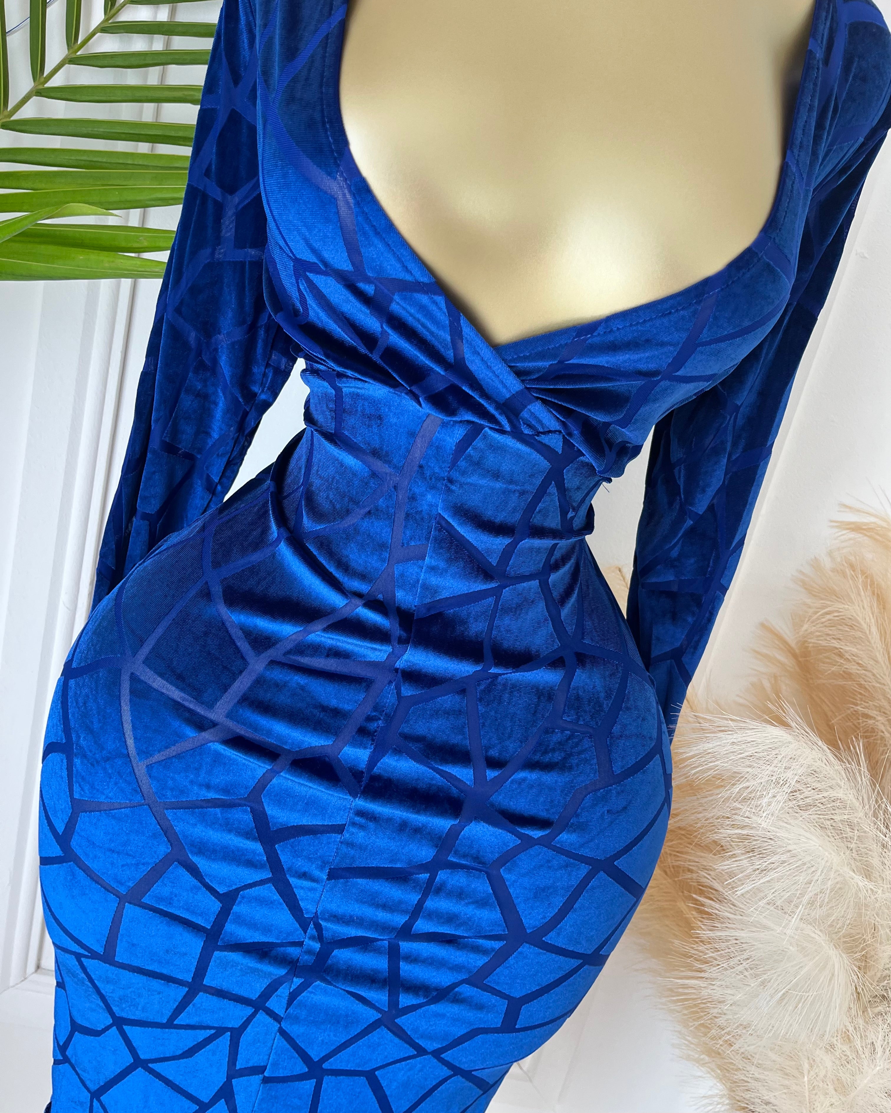 Sandy Velvet Midi Dress