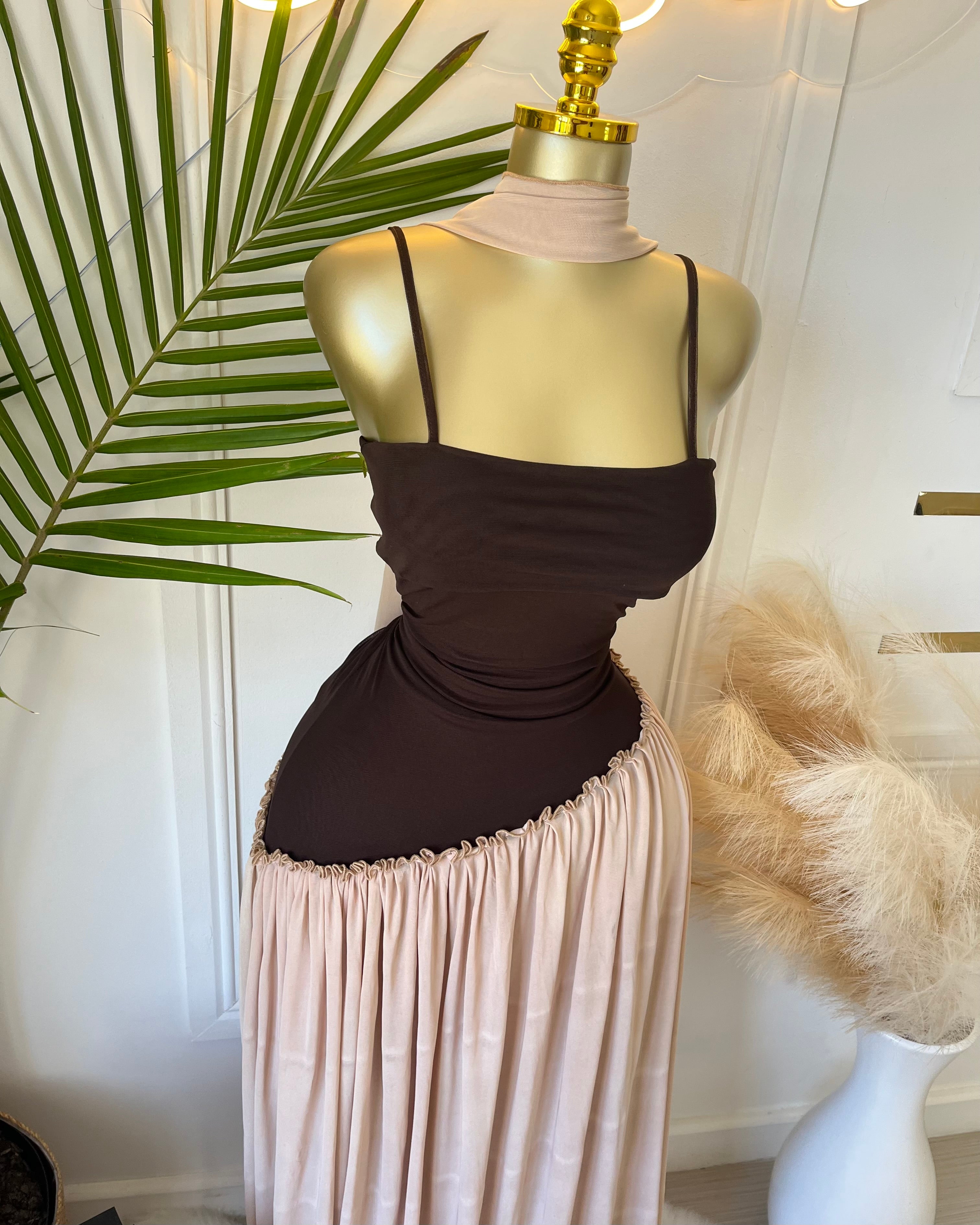 Elowen Pleated Contrast Maxi Dress