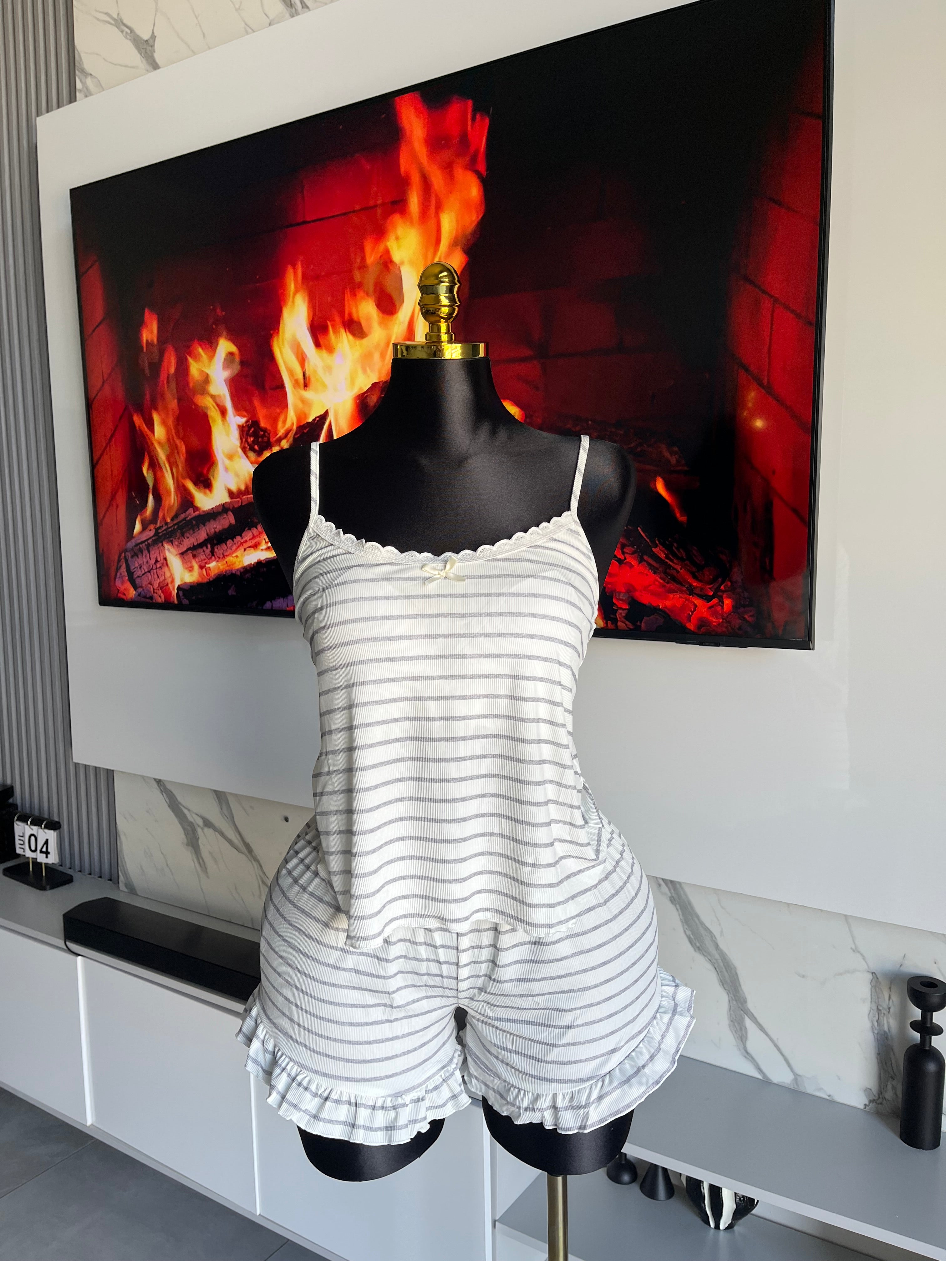 Eileen Striped Lounge Set (4 pieces)