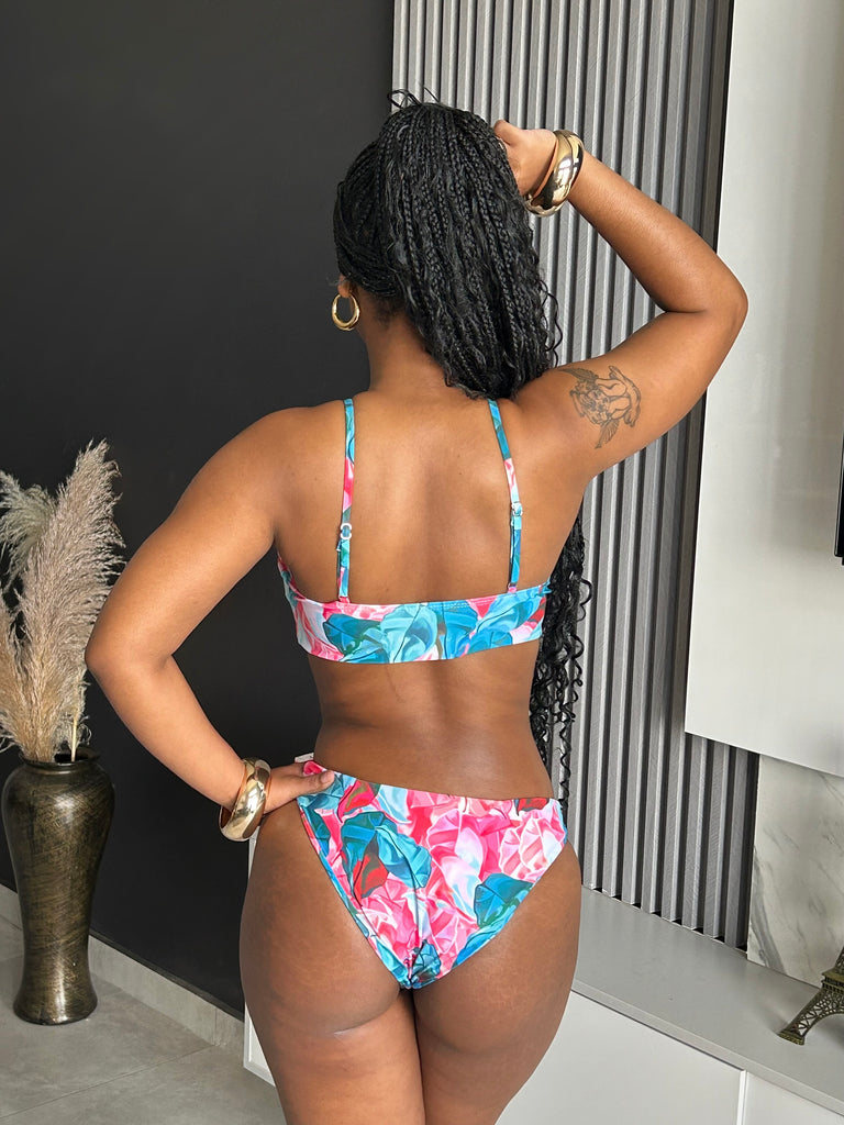 Model wearing the Siliana Floral Bikini with vibrant floral print and keyhole detail, from Vera’s Closet.