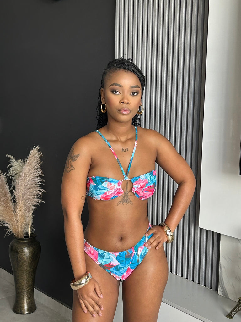 Model wearing the Siliana Floral Bikini with vibrant floral print and keyhole detail, from Vera’s Closet.