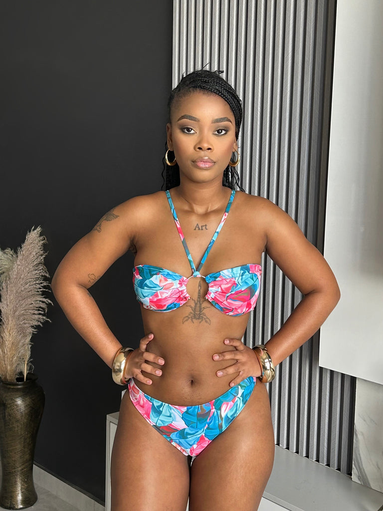 Model wearing the Siliana Floral Bikini with vibrant floral print and keyhole detail, from Vera’s Closet.