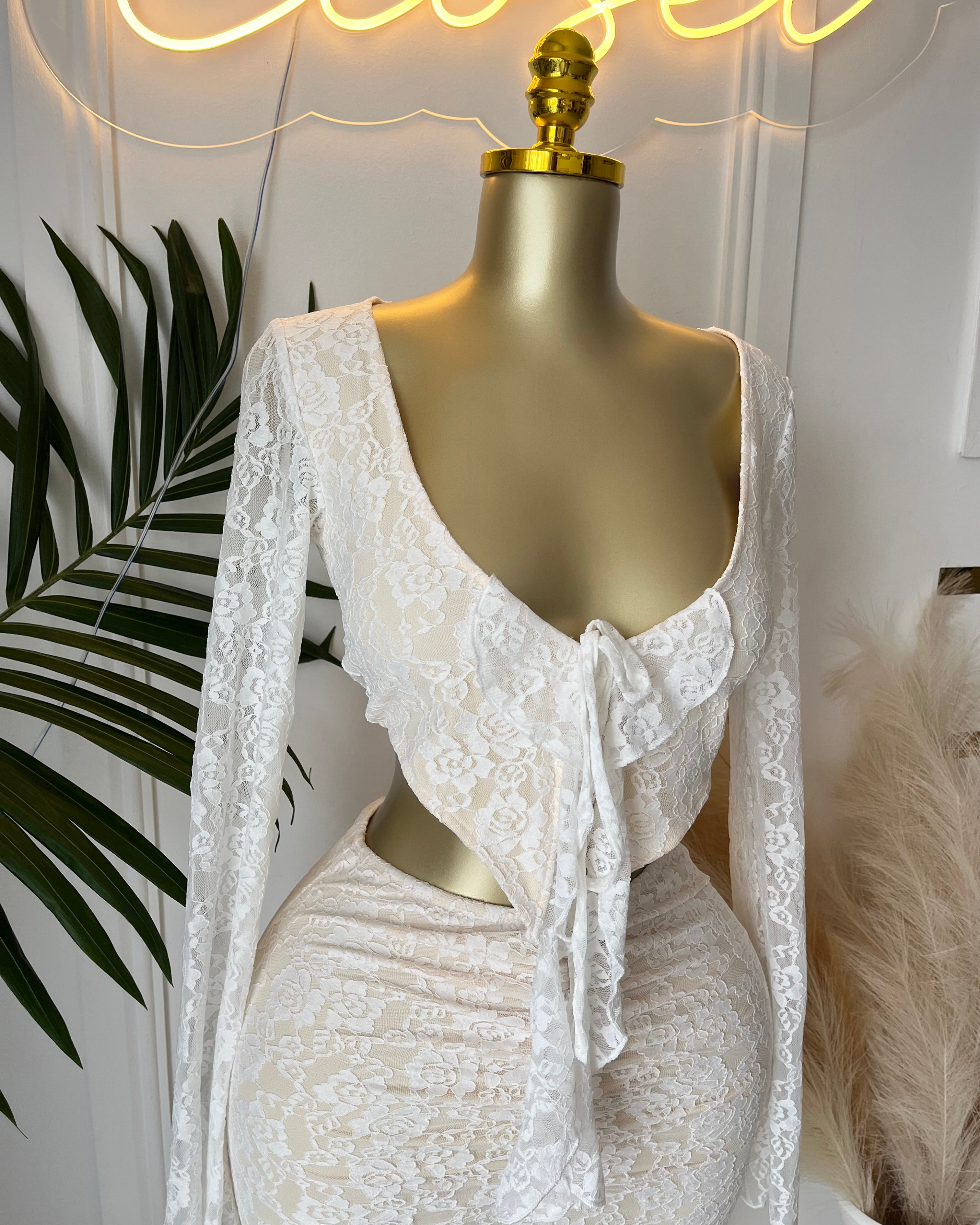 White Lace Romance Set