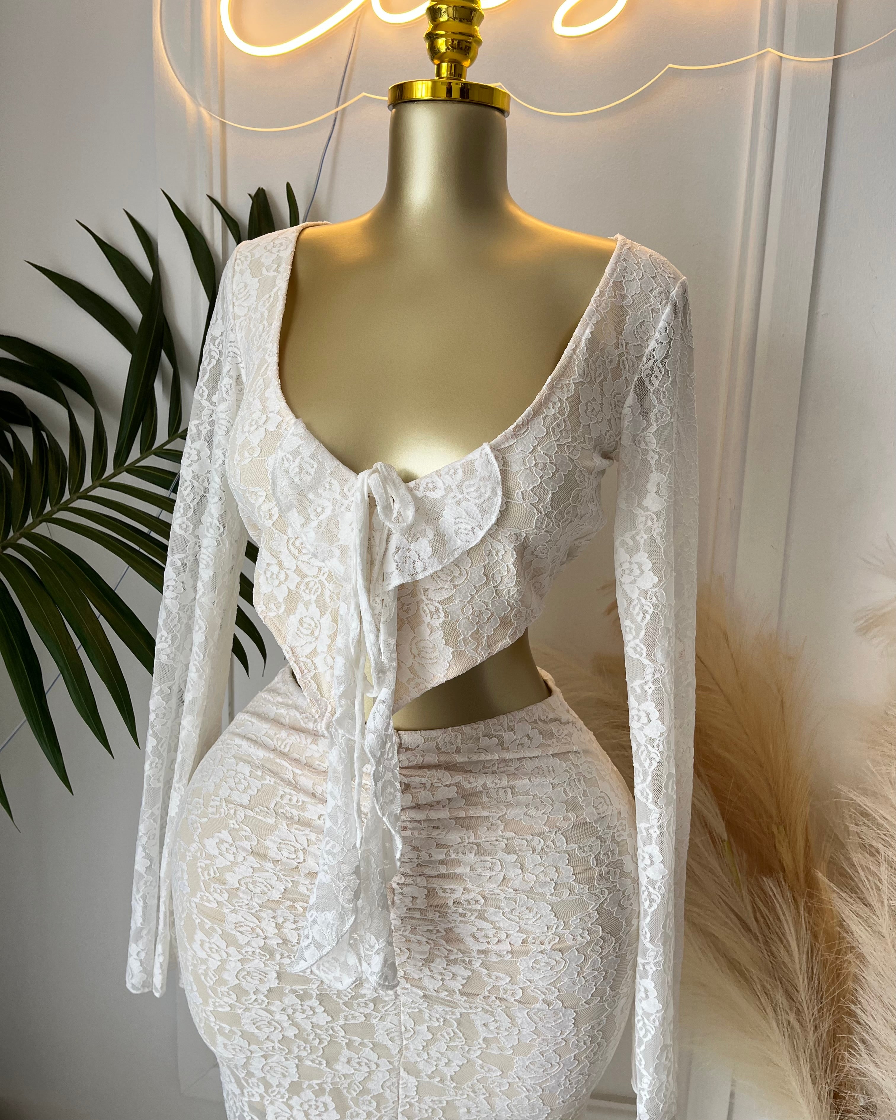 White Lace Romance Set