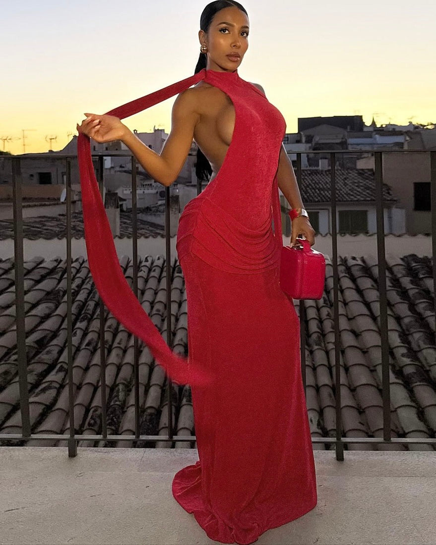 Seducta Velvet High-Neck Backless Maxi Gown