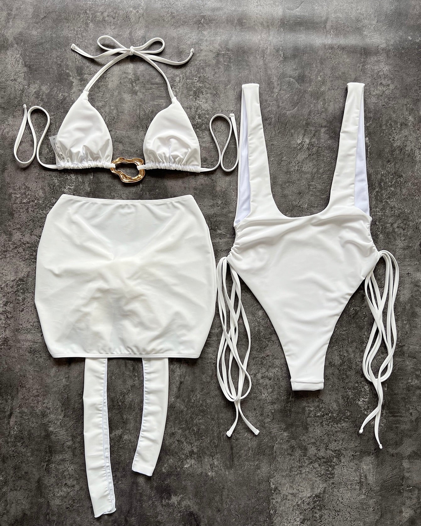 Sorelle Cut-Out Mini