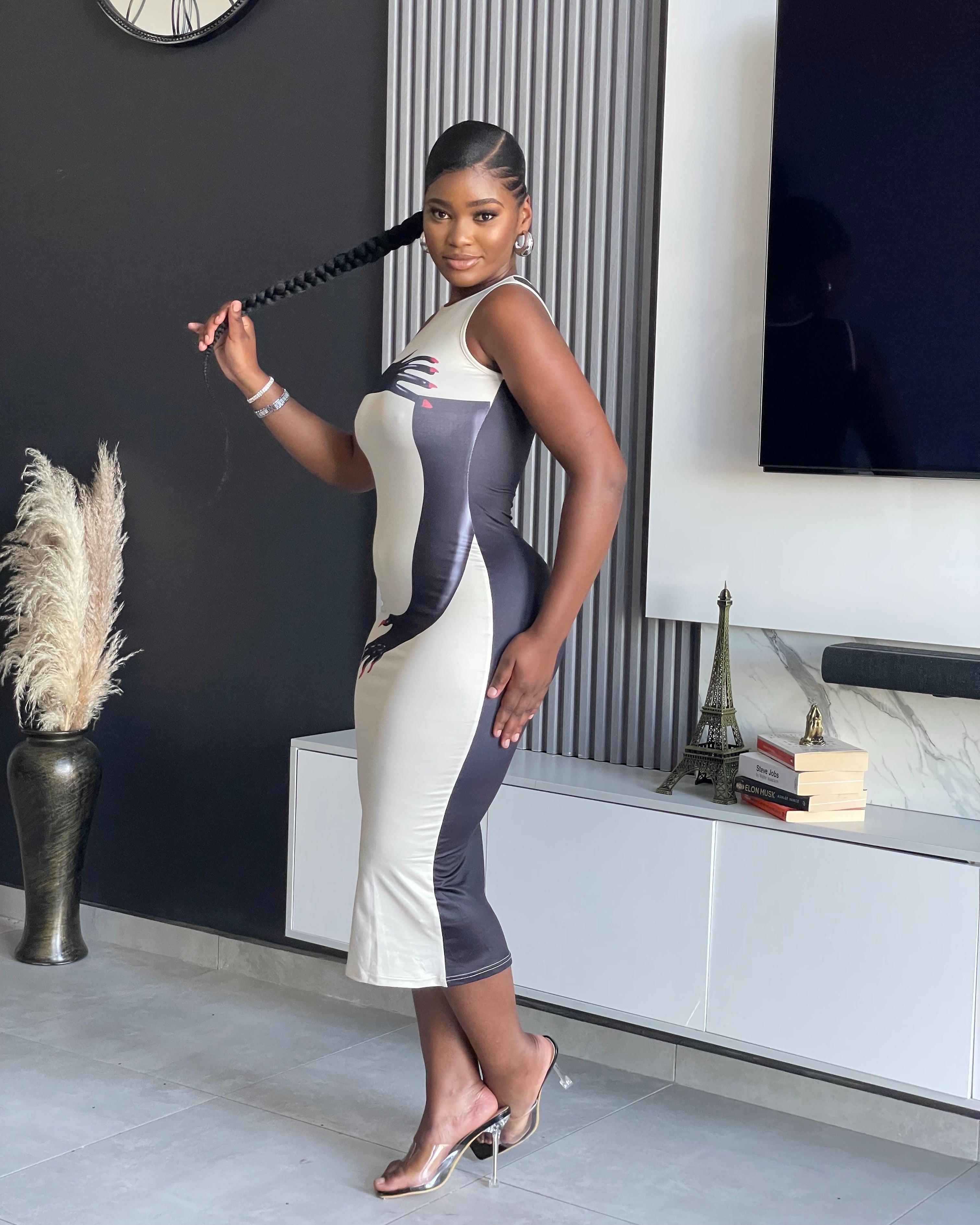Laquinta Bodycon Midi Dress