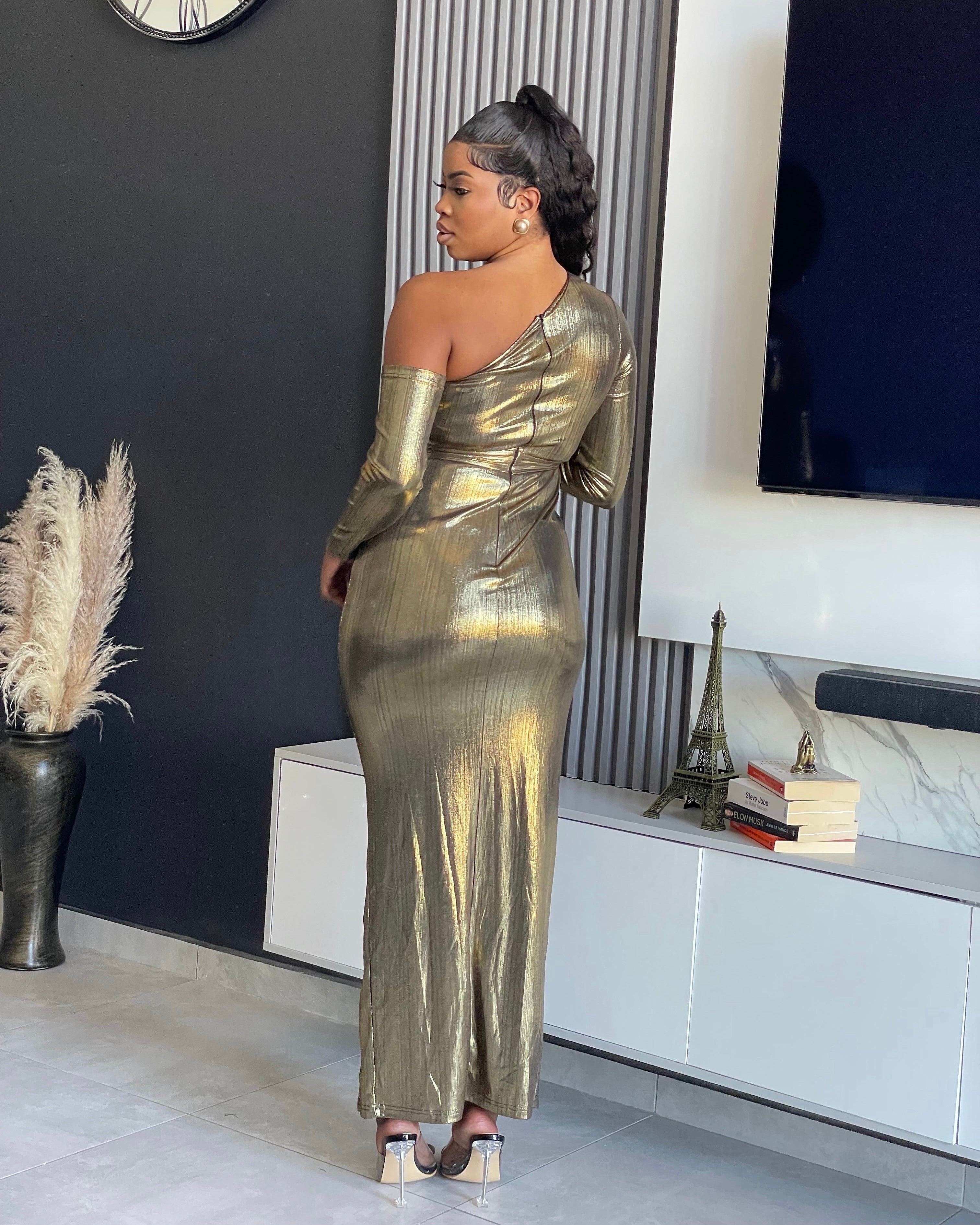 Aiko Metallic Gown