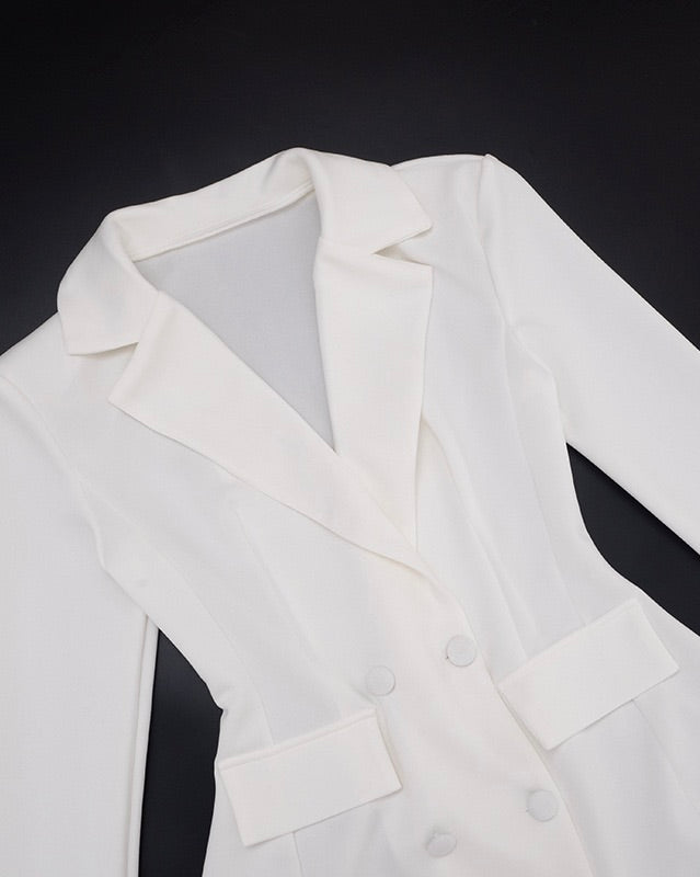 Elyndra Structured Blazer Mini Dress white