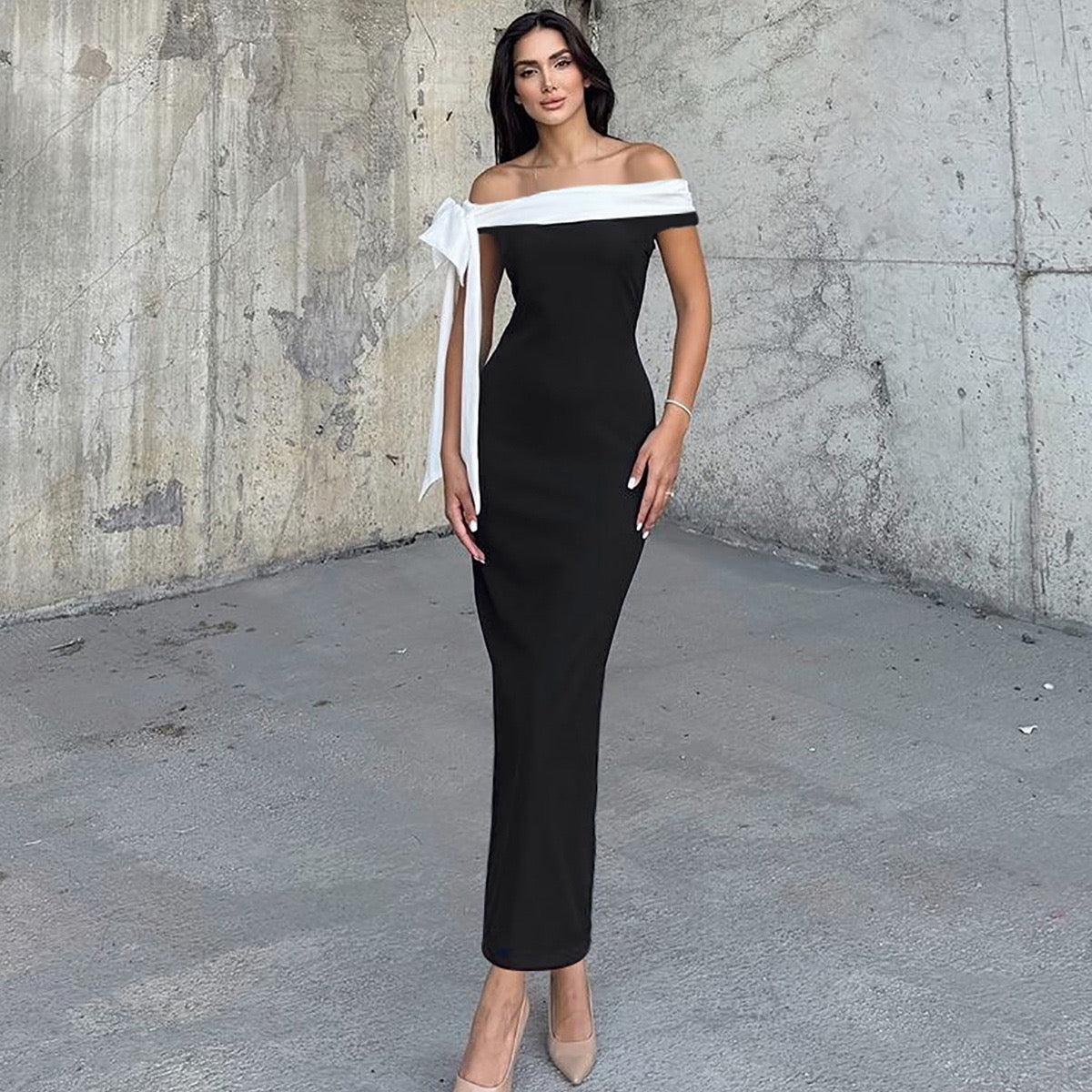 Sariyah Off-Shoulder Elegant Dress Black