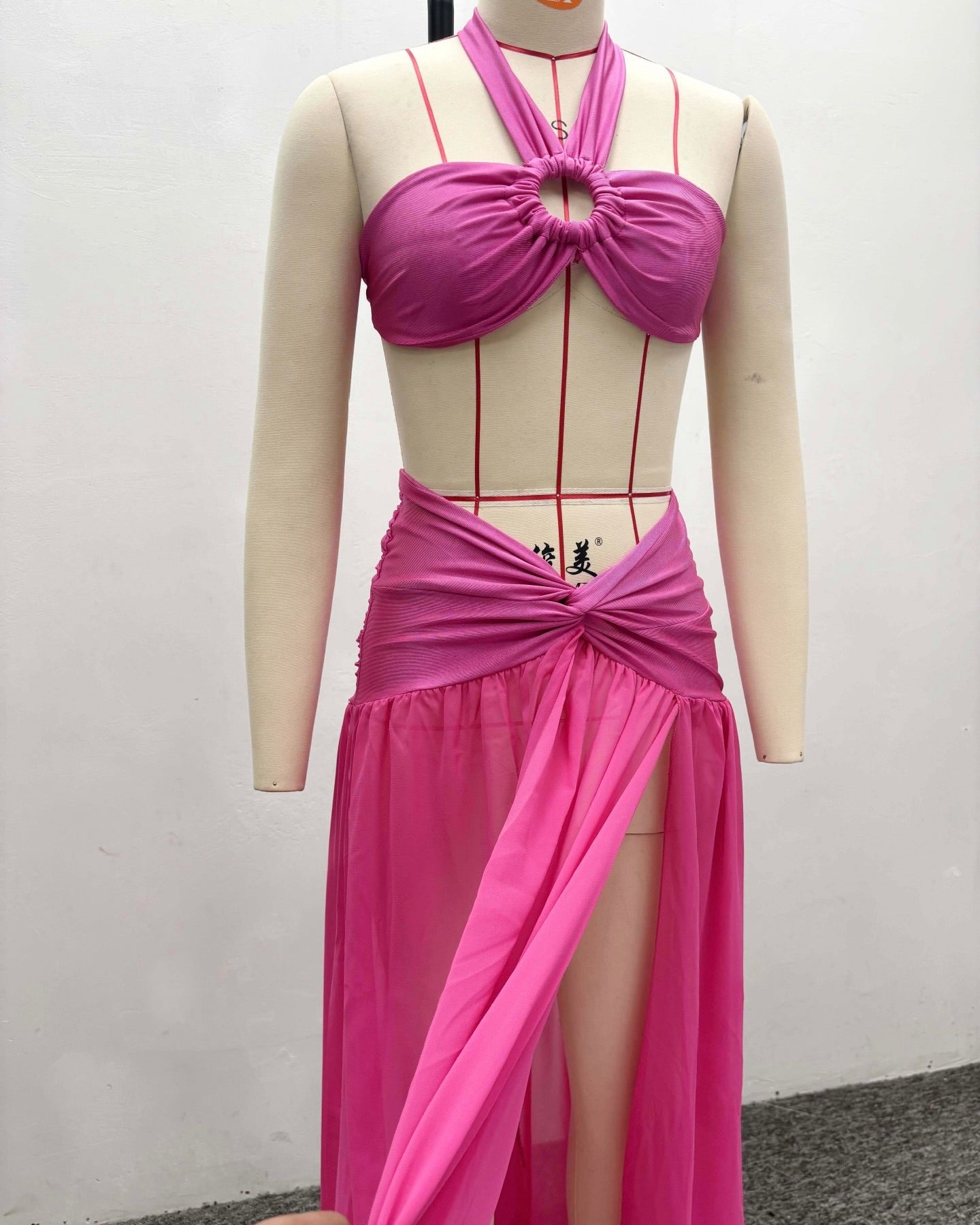 Isla Halter Maxi Set